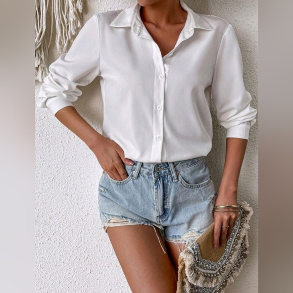 Backless Lace Panel Shirt - Picture 2 of 6